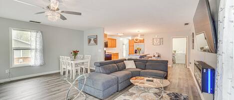 House (2 Bedrooms) | Front of property