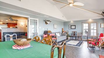 Cottage (3 Bedrooms) | Interior