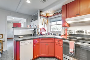Cottage (3 Bedrooms) | Interior