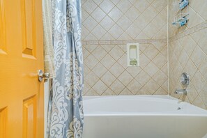 House (4 Bedrooms) | Interior - Pet-friendly El Paso Home ~ 9 Mi to Fort Bliss! (El Paso)
