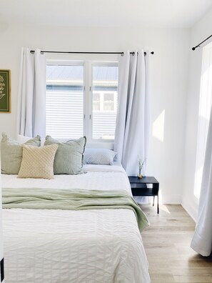 4 bedrooms, travel cot, free WiFi, bed sheets