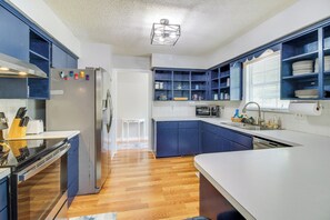 House (4 Bedrooms) | Interior - Spacious Mountain Home Retreat Near Norfork Lake! (Mountain Home)