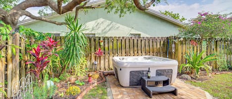 Villa (2 Bedrooms) | Front of property