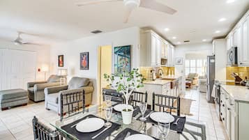 Vila (2 Bedrooms) | Interior