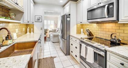 Hobe Sound Villa w/ Screened Porch: 4 Mi to Beach