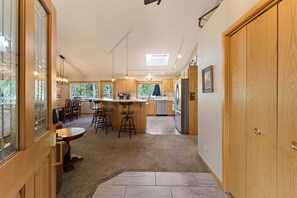 Hus - 4 sovrum | Eget kök | Kylskåp, ugn, kaffe- och tebryggare och brödrost