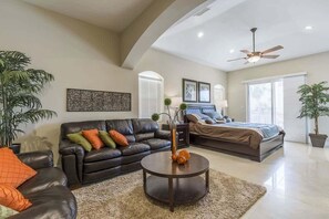 House, 3 Bedrooms | 3 bedrooms, iron/ironing board, free WiFi - Villas House Bayview 3 Bedroom Home by RedAwning (South Padre Island)