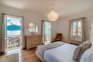 Apartment, Lake View | 3 bedrooms, premium bedding, down comforters, iron/ironing board - Casa Fortuna (Argegno)