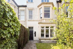 Exterior detail - Host & Stay | Sanderson Road (Newcastle upon Tyne)