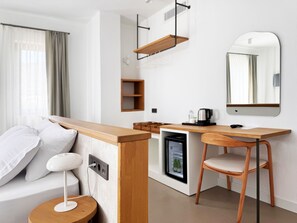 Deluxe Room | Premium bedding, minibar, desk, laptop workspace - VİLLA KANTARLI (Datça)