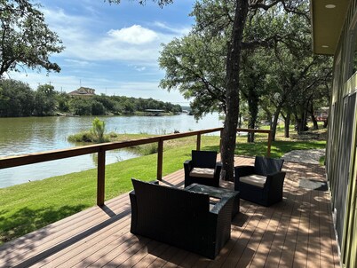 Newly Built Lakefront Getaway! Your Perfect Escape Awaits you @ Deer Creek Cabin