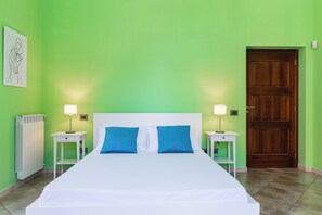 3 bedrooms, iron/ironing board, free WiFi - Partenope Spacious Home by Wonderful Italy (Naples)