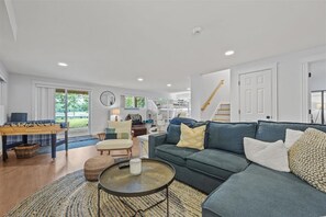 Smart TV - Lakefront on Sebago Lake (NAPLES)