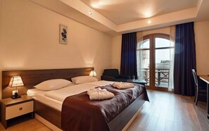Standard Double Room, 1 King Bed, Non Smoking | In-room safe, desk, laptop workspace, iron/ironing board - Hotel Gino Wellness Rabath (Akhaltsikhe)