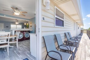Outdoor dining - Gulf View 19 - Your Gulf Shores Escape Awaits! (Gulf Shores)