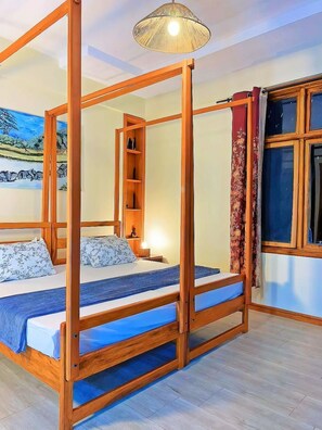 4 chambres, fer et planche à repasser, Wi-Fi, draps fournis