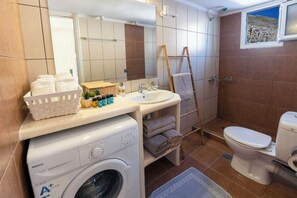 파노라믹 아파트, 해변 전망 | 욕실 | 샤워 시설