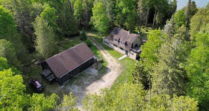 Sticks & Stones with Bunkhouse on Drummond Island