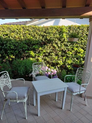 Terrace/patio - 2 Bedroom Private vacation home in Torre del Lago Puccini (Torre del Lago Puccini)