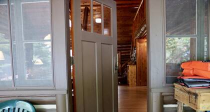 Whitney Bay Getaway on Drummond Island