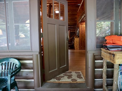 Whitney Bay Getaway on Drummond Island