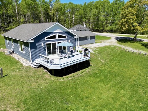 Ja-Jen Island Escape on Drummond Island