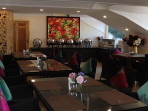 บริเวณนั่งเล่นที่ล็อบบี้