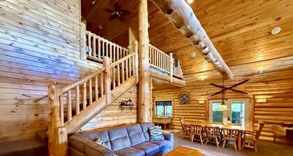 Paw Point Lodge on Drummond Island