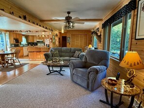 Smart TV, DVD player - Tacks Shelter on Drummond Island (Drummond Island)