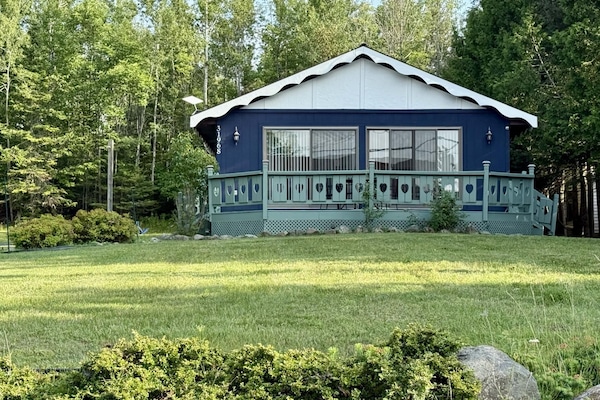 True North on Drummond Island (5025)