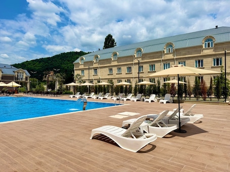 Premium bedding, minibar, in-room safe, blackout drapes. Gabala Bless Hotel Cottage
