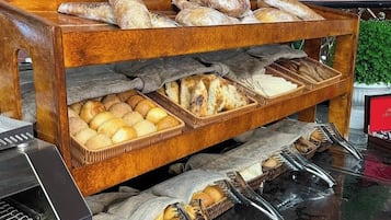 Free daily self-service breakfast