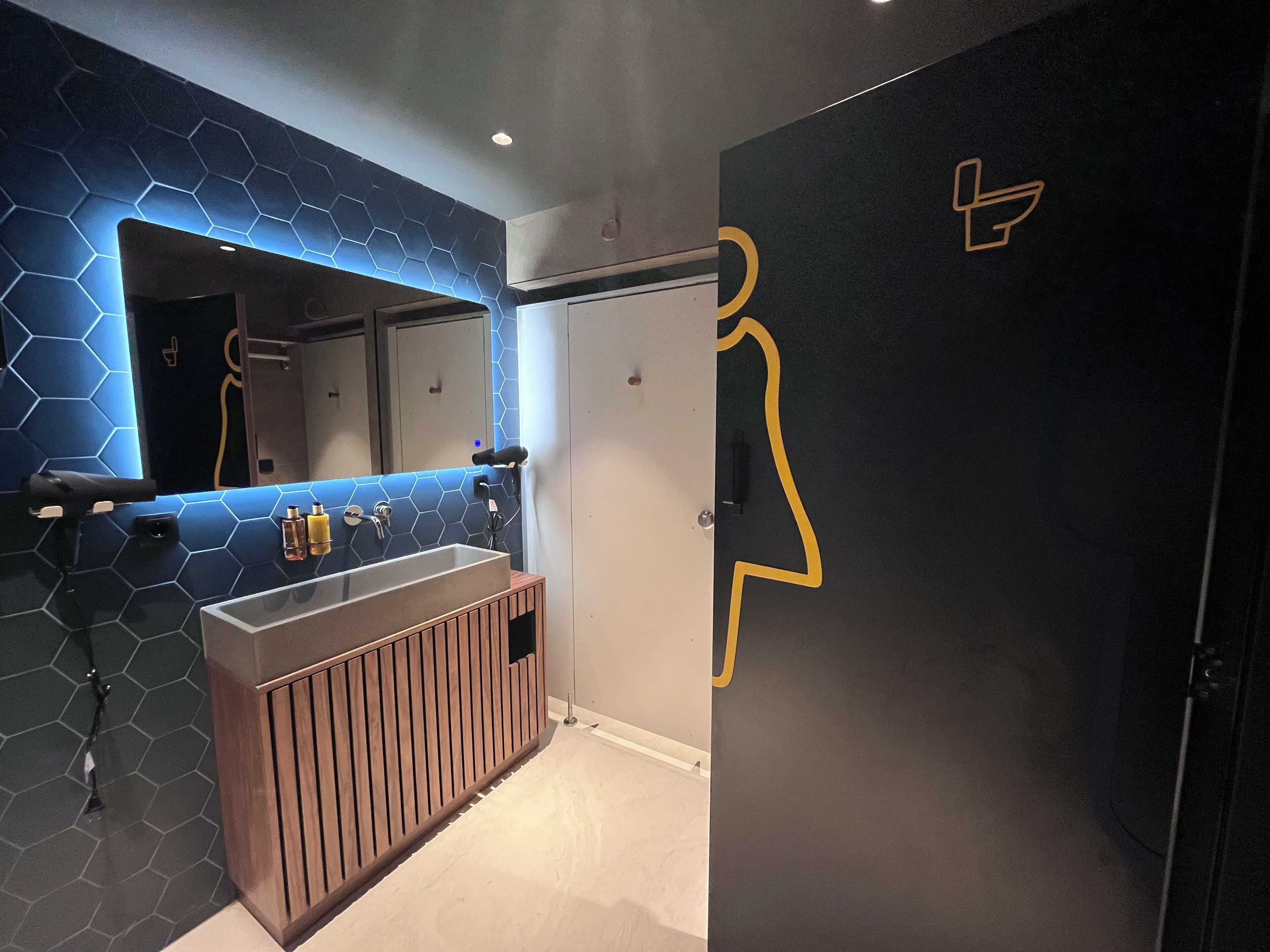 Foto - The Hyve Capsule hostel Amsterdam