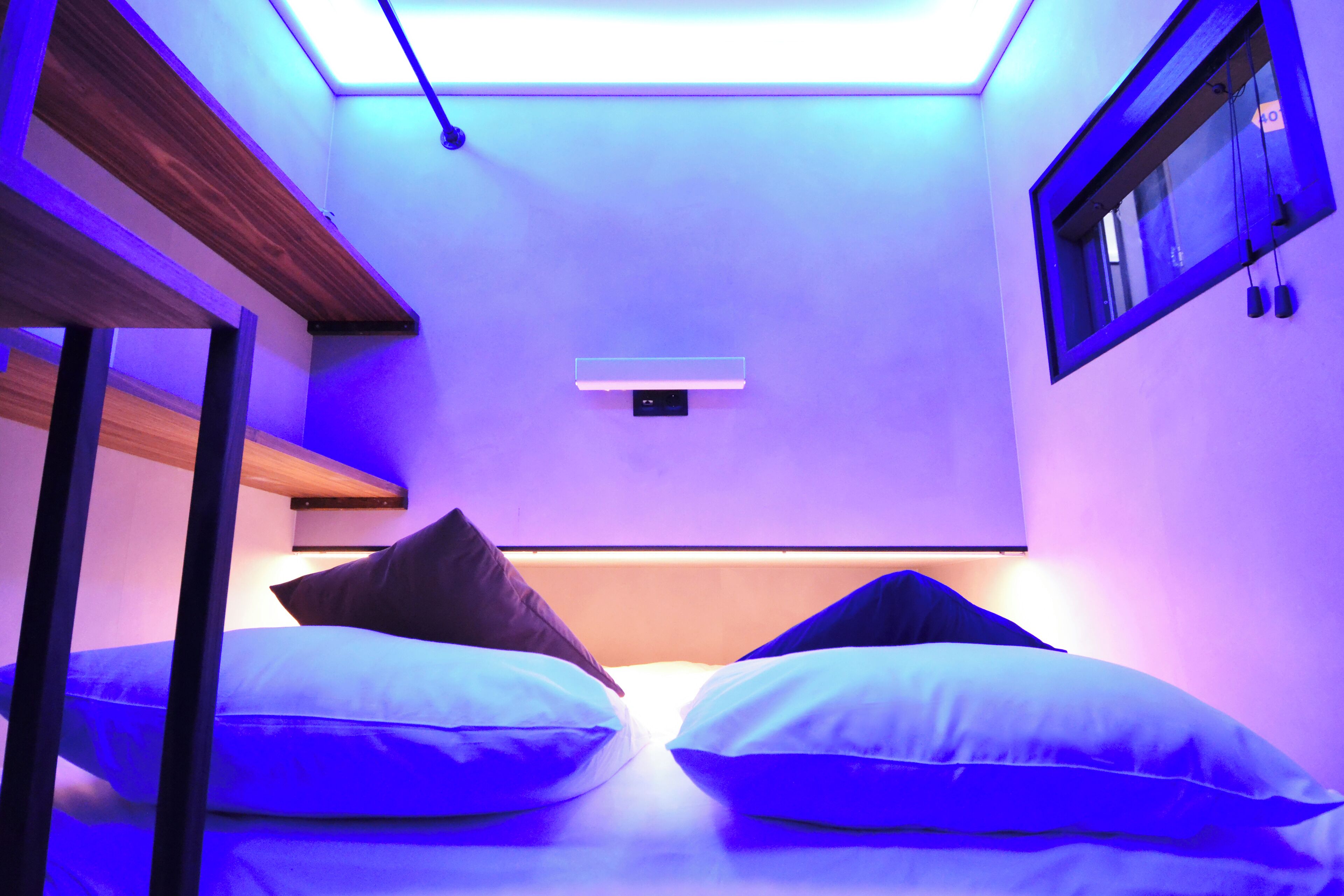 Foto - The Hyve Capsule hostel Amsterdam