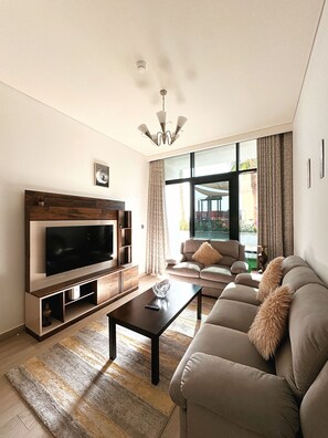 Smart TV - VESTA - Luxury Apt - 2Br - Riviera (Dubai)