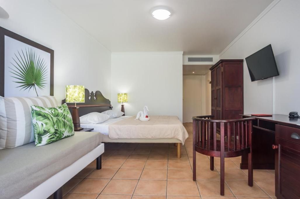 1 habitación, escritorio, cuna de viaje y wifi 