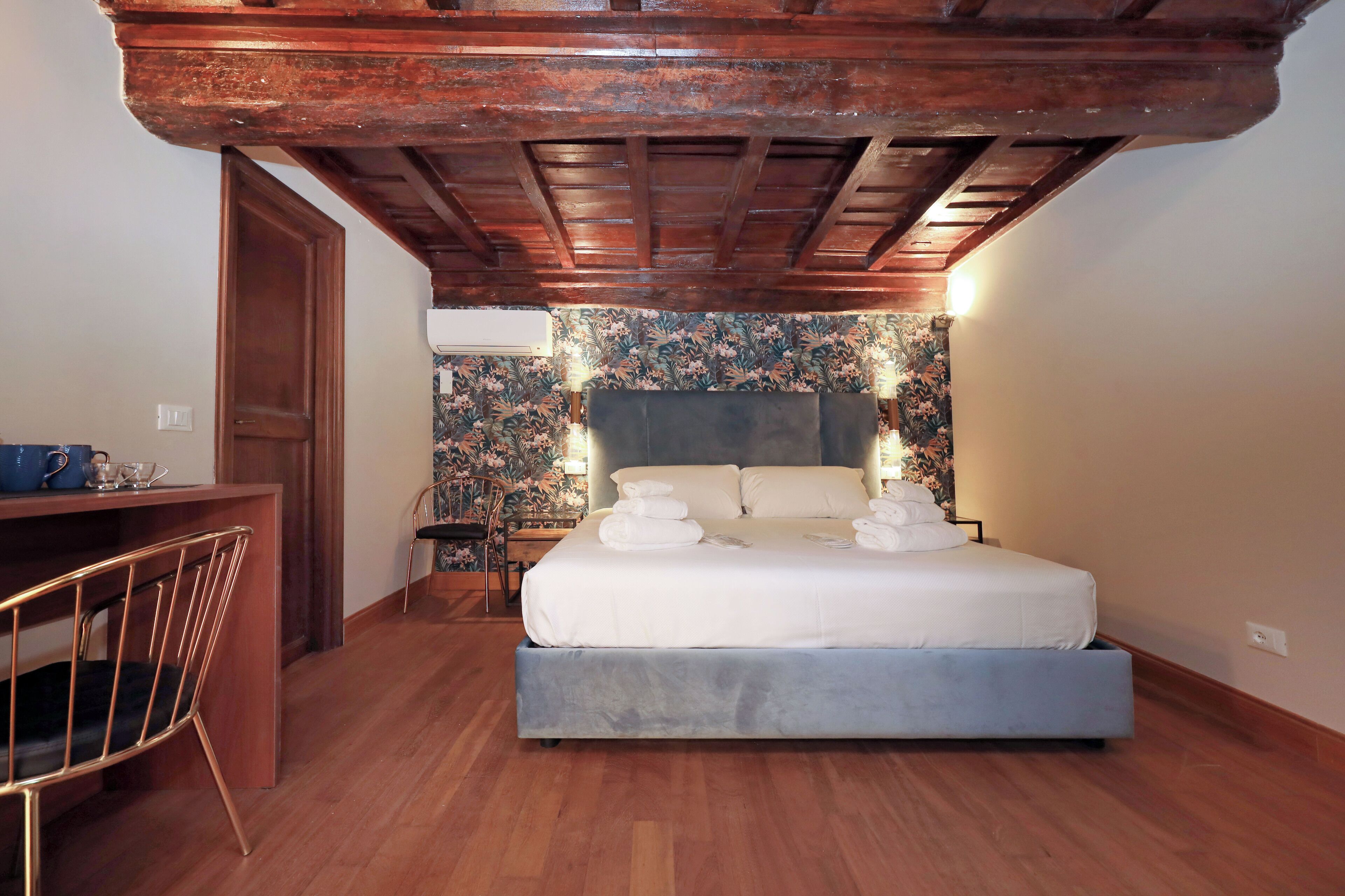 Kamar