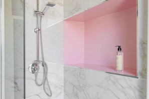 Shower, eco-friendly toiletries, hair dryer, bidet - Roma - Appartamento - ID 20 (Roma)