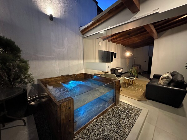 Terrace/patio - 16 guests & 7BDR with private bathroom+ jacuzzi/ El Poblado (Medellín)