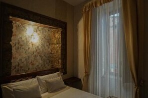 1 camera, culla da viaggio, Wi-Fi, lenzuola