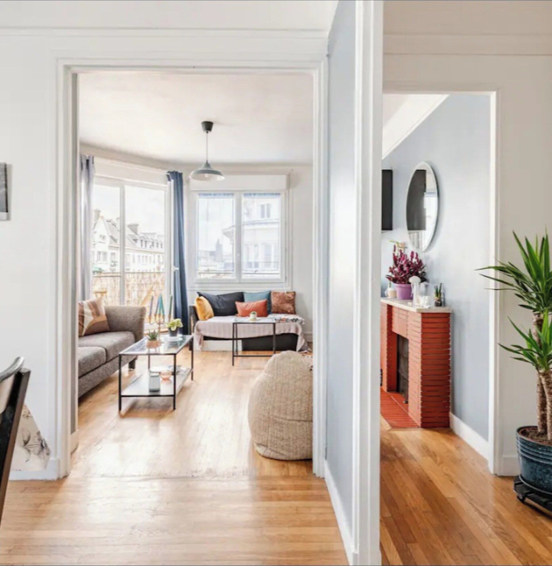 Smart TV, videojuegos, reproductor de DVD y libros 