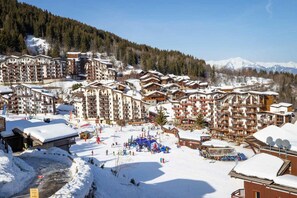 Snow and ski sports - 150m from resort center, 7th floor, balcony, ski locker, 31m², La Tania (Courchevel)