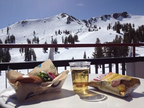 Outdoor dining - Family Retreat w/ Games, Hot Tub, 2 Bunk Rooms, Desk & EV Charger | Near Trails (Truckee)