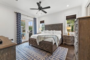 5 bedrooms, desk, iron/ironing board, WiFi - Spacious Coastal Escape w/Private Pool & Spa– Perfect for Multi-Family Vacations (Seagrove)