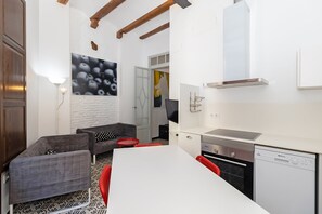 Fridge, microwave, oven, dishwasher - GuestReady - Perfect stay in the Historic District (Valencia)