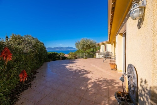 Maison en Bord de mer - Casa L'albitronu