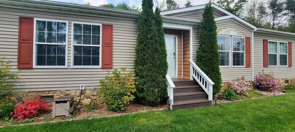 Exterior detail - 
Mountain Retreat in Blue Ridge Mountains. Privacy!  Owner Managed. (Fleetwood)