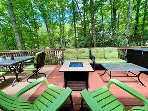 屋外ダイニングエリア