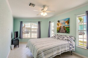 3 habitaciones, escritorio, tabla de planchar con plancha y wifi 