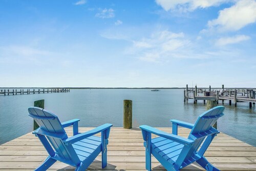 Sunset Breeze by Seaside Vacations & Sales